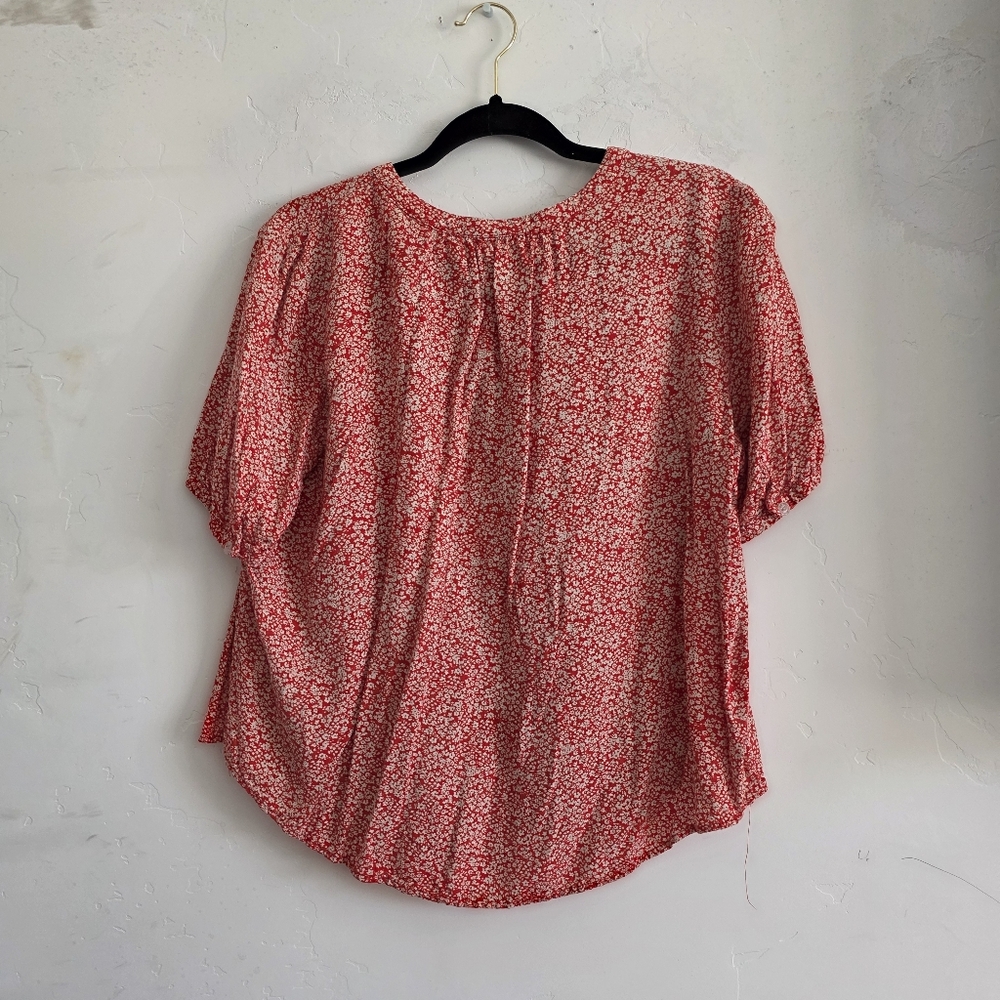 Universal Thread Red Floral Button-Front Blouse - Picture 3 of 3